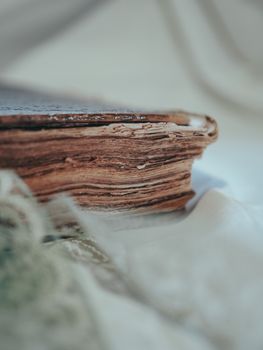 想获取明清线装古籍影印本？古籍屋教你高效合规方法(图3)